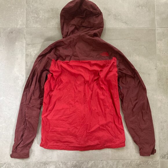 The North Face Red Hooded Men's Wind Breaker Jacket - Picture 2 of 7